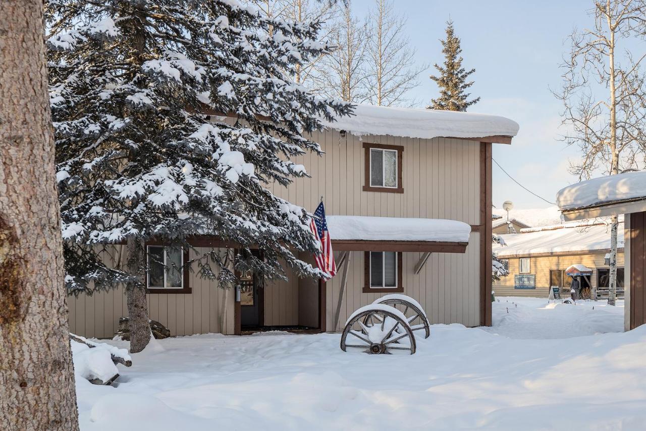 Chena Hot Springs Resort Экстерьер фото